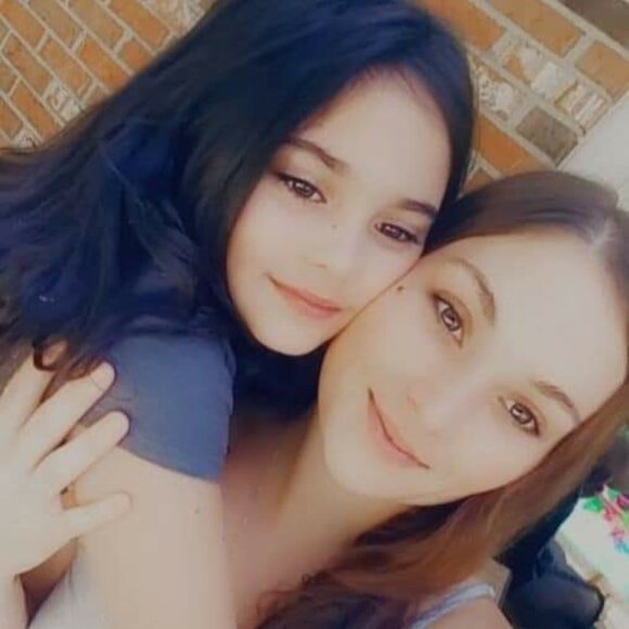 Meet your Posher, Jennifer - Picture 4 of 7